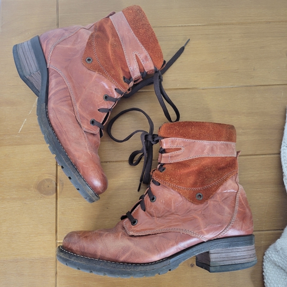 Dromedaris Kara red leather conbat Boots